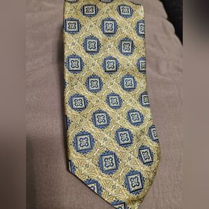 Robert Talbott Blue and Gold Geometric Tie